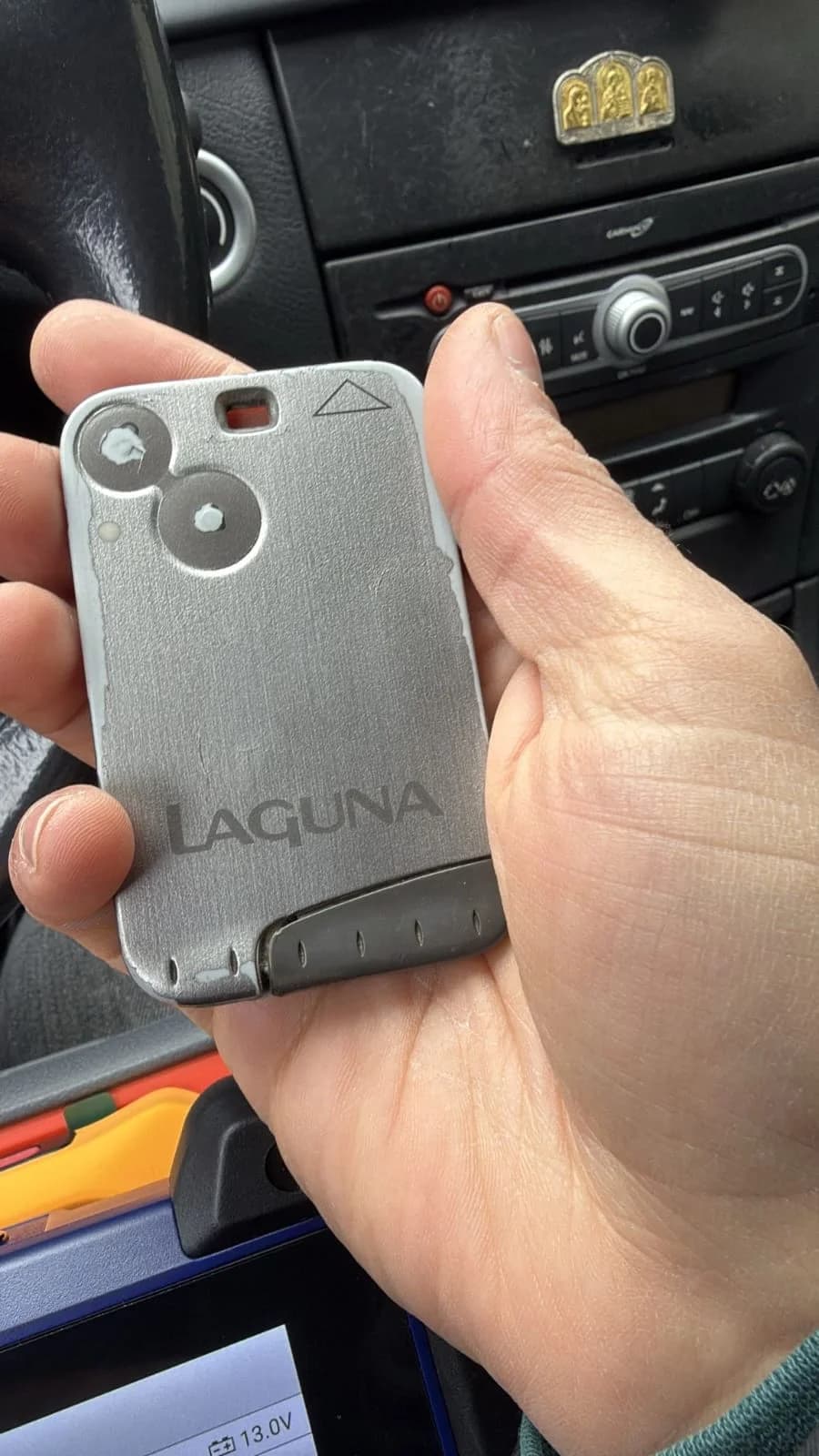 Cheie nouă programată pentru Renault Laguna.