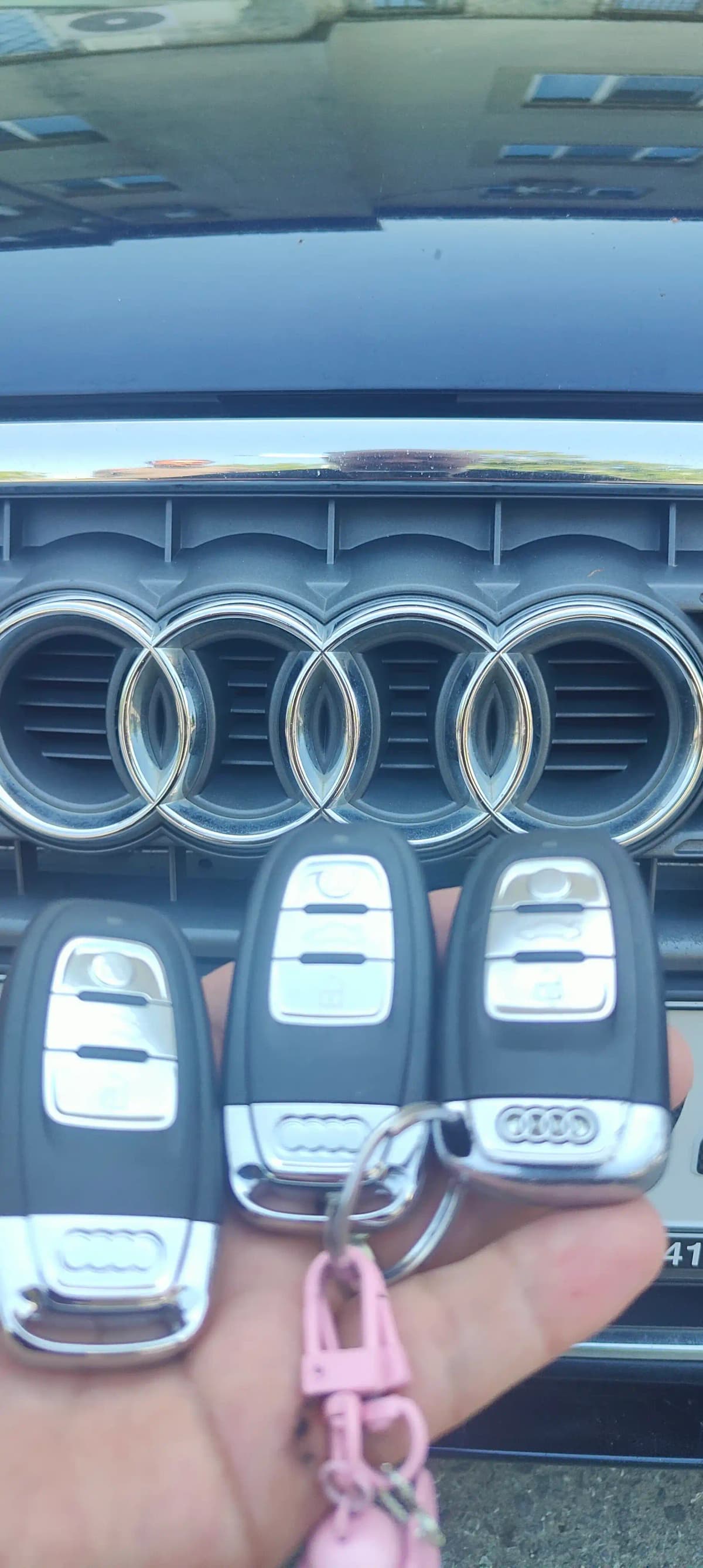 Cheie nouă programată pentru Audi A4 B8.