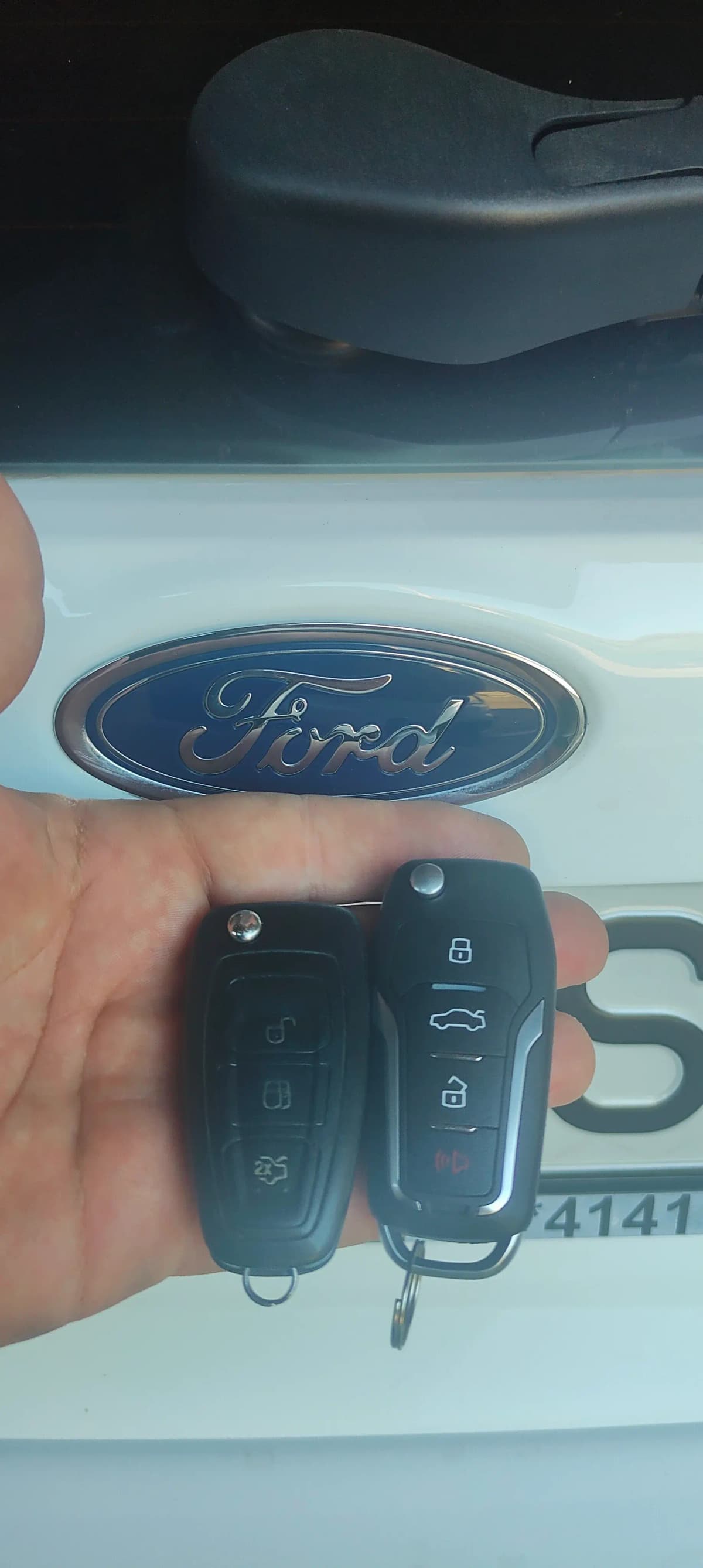 Adăugare cheie Ford Focus 2014 — copie cheie auto cu cip pe loc la domiciliu