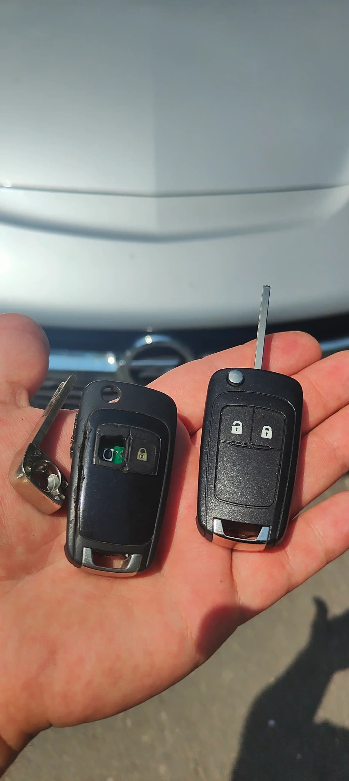 Copie de cheie făcută pentru Opel Astra J 2011.