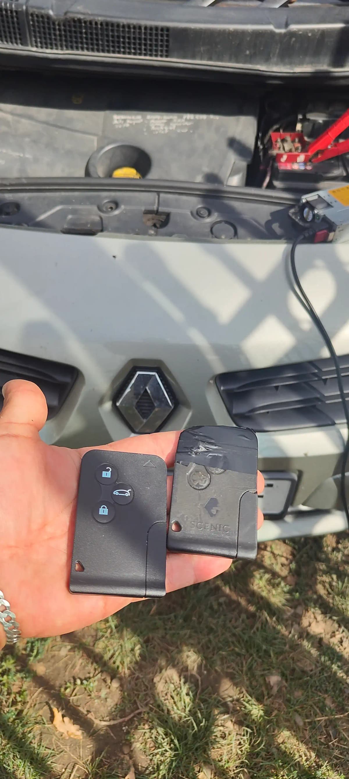 Cheie nouă programată pentru Renault Megane 2.