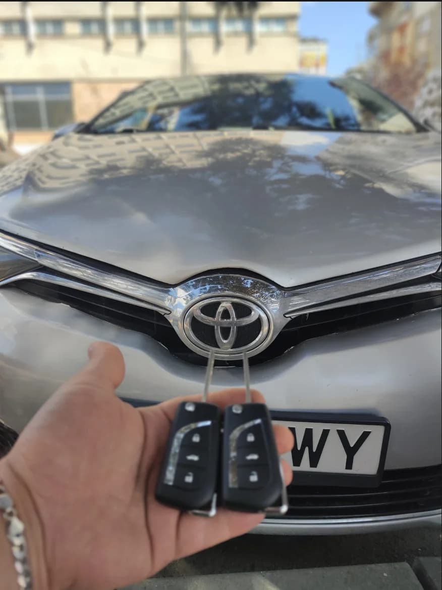 Toyota Auris 2017 — toate cheile pierdute, am făcut 2 chei noi pe loc fără original