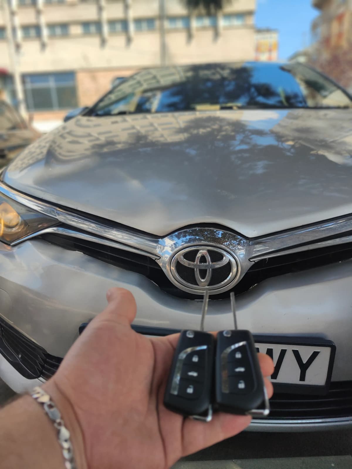Cheie nouă făcută după pierderea cheii pentru Toyota Auris 2018.