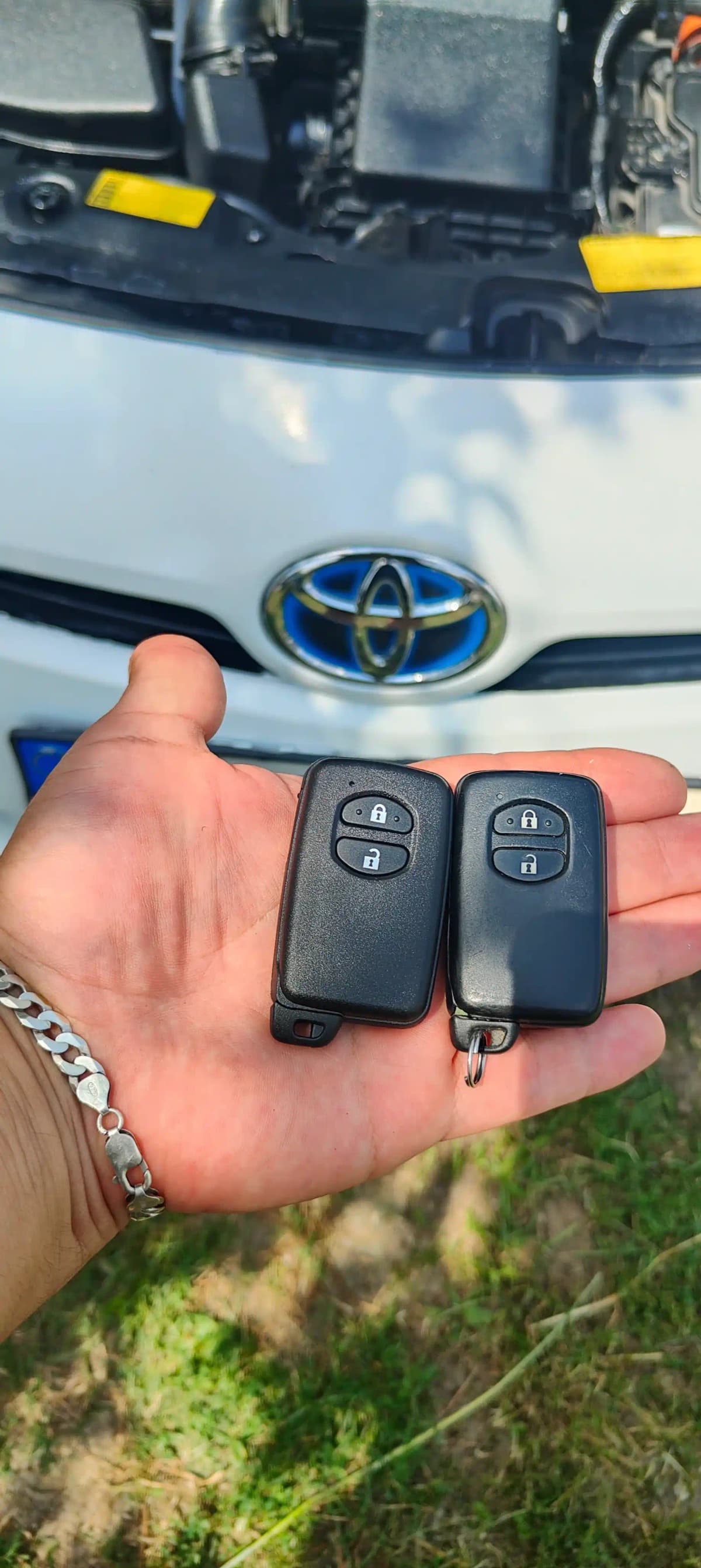Cheie nouă programată pentru Toyota Prius Hybrid 2015, Smart Key.