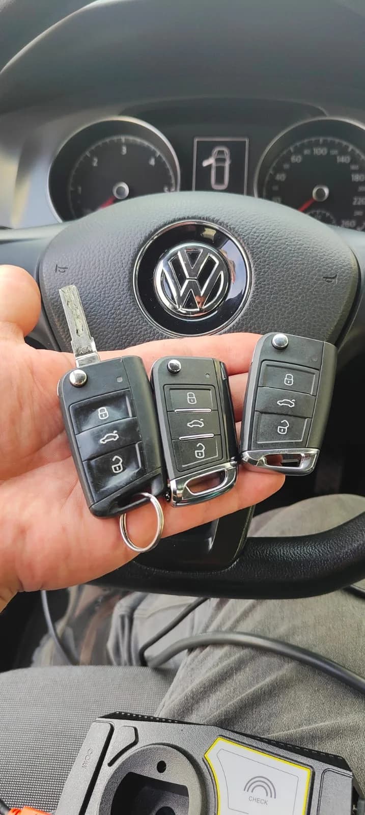 Cheie nouă programată pentru Volkswagen Golf 7, transponder MQB48.